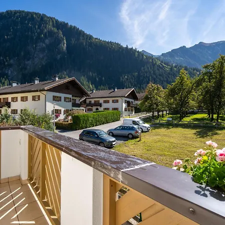 Apartment Rosa-5 By Interhome Mayrhofen